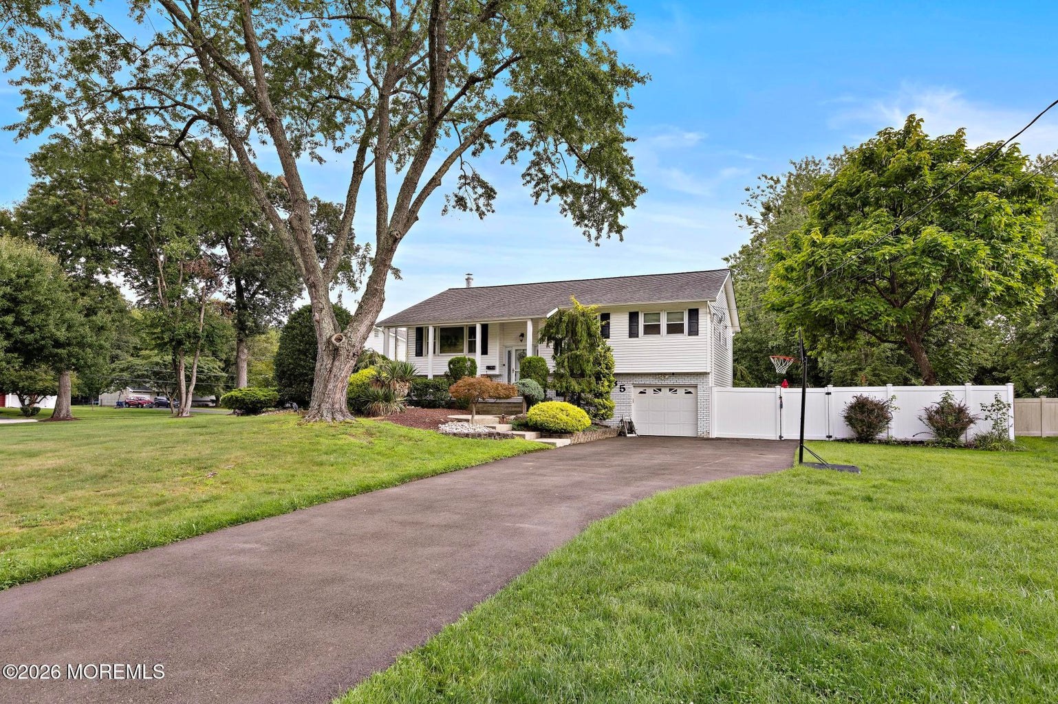 35 Chesapeake Rd